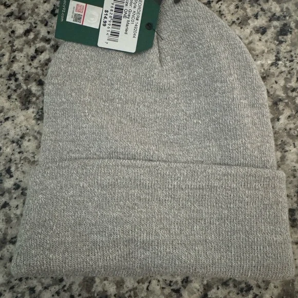 NWT Gray Beanie with Wildcat Logo - Picture 2 of 2
